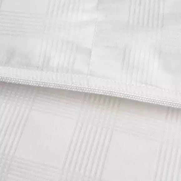 Dorma Hungarian Goose Down 10.5 Tog Duvet - Image 3