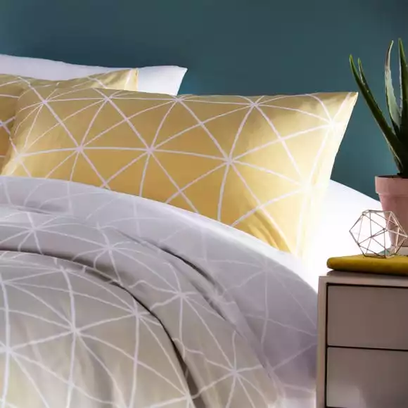 Furn Furn. Spectrum Yellow Ombre Reversible Duvet Cover And Pillowcase Set - Image 3