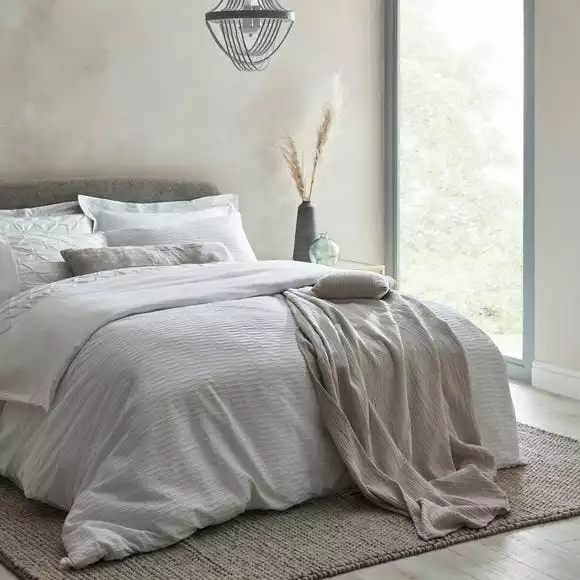 Dunelm Ragen 100% Cotton Throw - Image 4