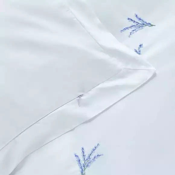 Dorma Ashmore Lavender 100% Cotton Duvet Cover And Pillowcase Set - Image 3