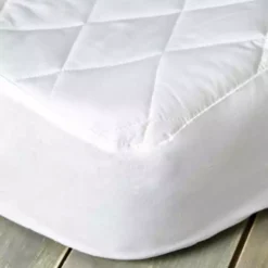Dunelm Staydrynights Quilted Mattress Protector