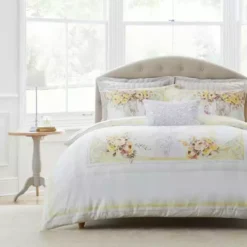 Dorma Hartington 100% Cotton Reversible Duvet Cover And Pillowcase Set