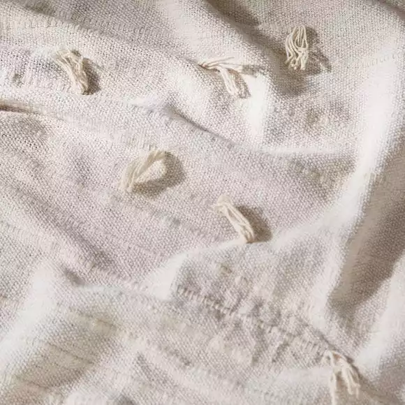 Dunelm Pistachio Diamond Throw - Image 4