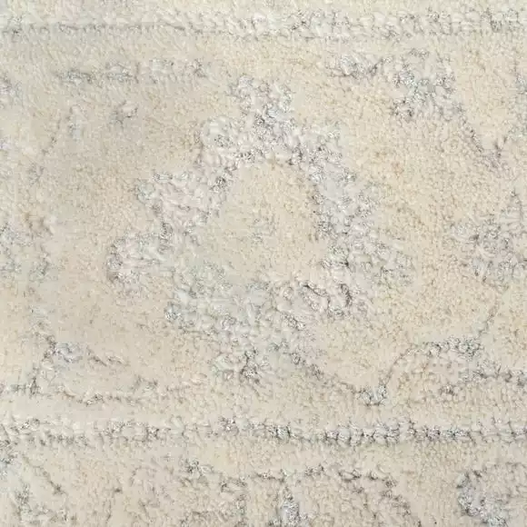 Dunelm Traditional Lux Wool Rug - Image 3