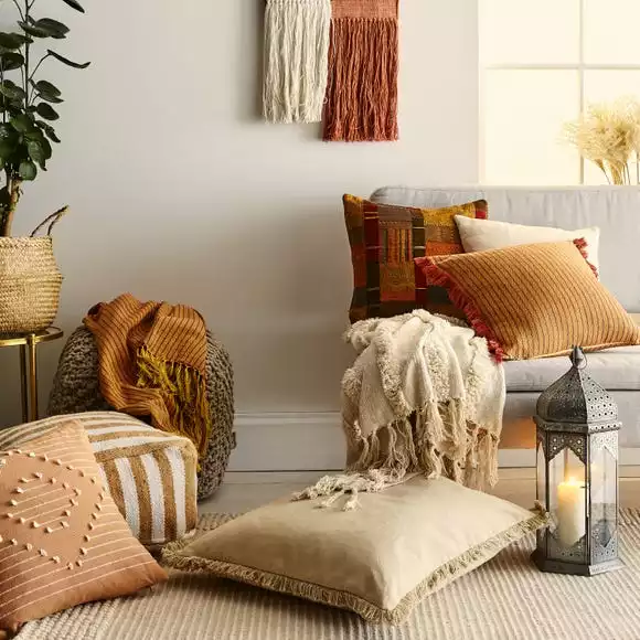 Dunelm Curves Tufted Throw - Image 6