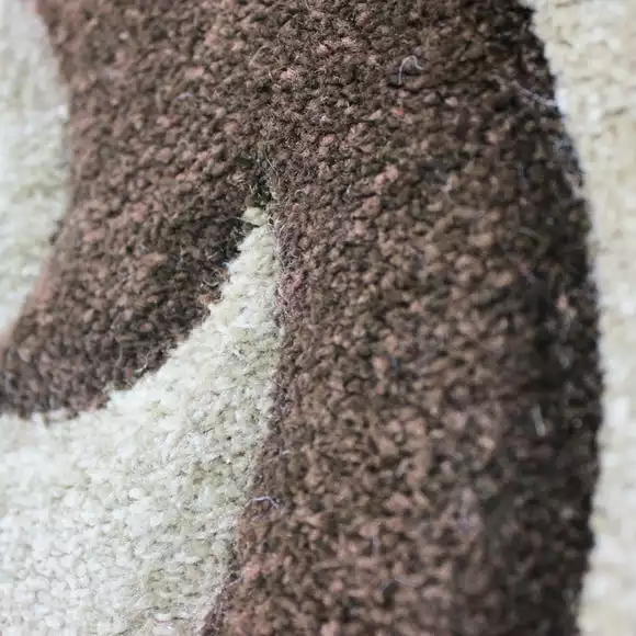 Flair Elude Hand Carved Runner - Image 4