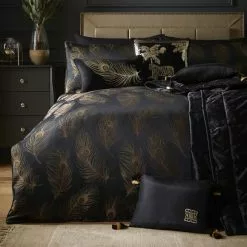 Laurence Llewelyn-Bowen Dandy Gold Duvet Cover And Pillowcase Set