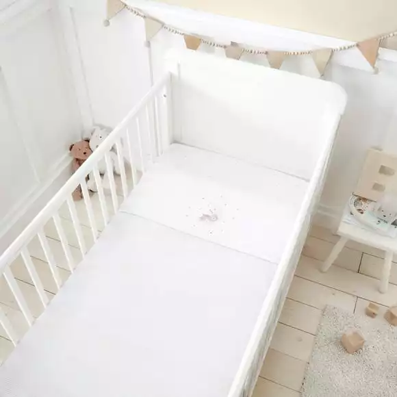 Dunelm Baby Bears 4 Tog 100% Cotton Cot Quilt